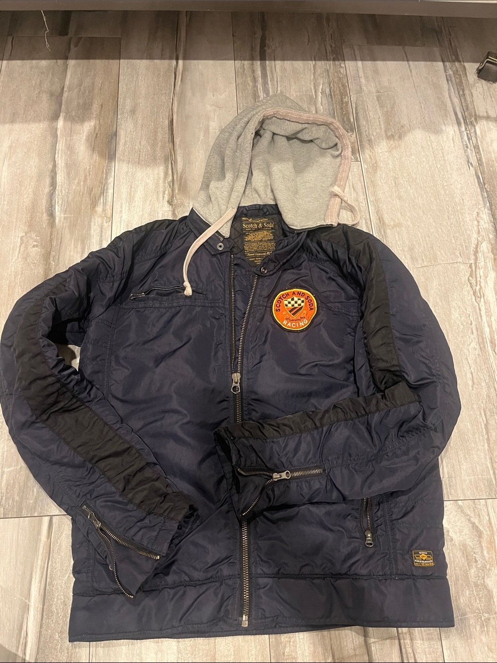 Scotch & Soda Men’s Navy and Black Hooded Racing Puffer Jacket